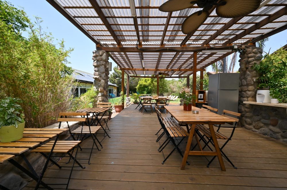 נגה אירוח כפרי - מעלה גמלא - חצר