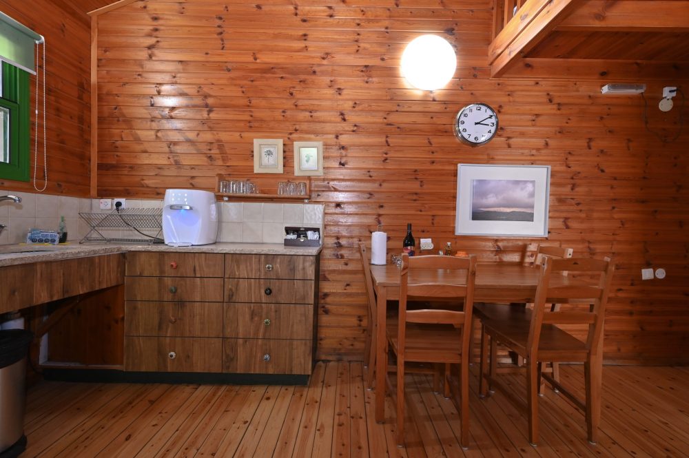 נגה אירוח כפרי - מעלה גמלא - בקתה 4